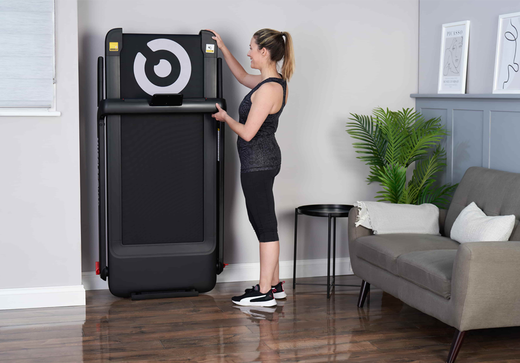How to lose weight on a treadmill (speed, incline & HIIT workouts)