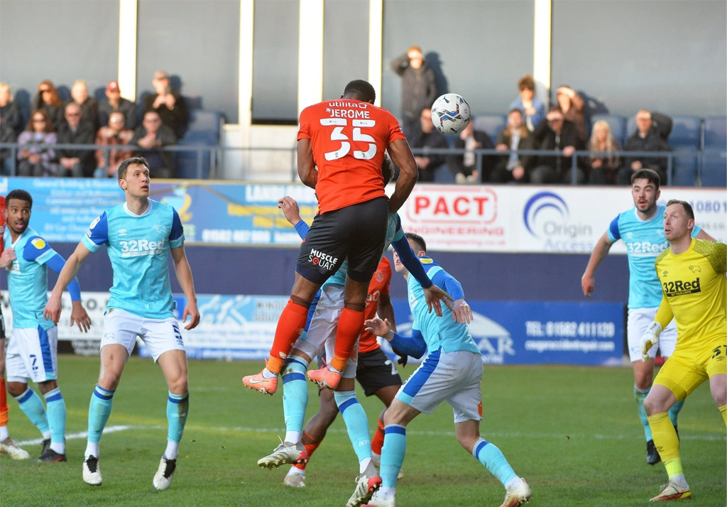 How to Train like a Professional Footballer